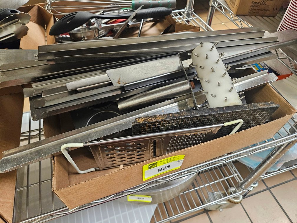 Assorted Kitchen Utensils