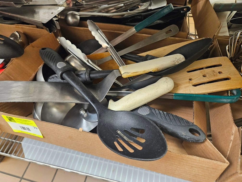Assorted Kitchen Utensils