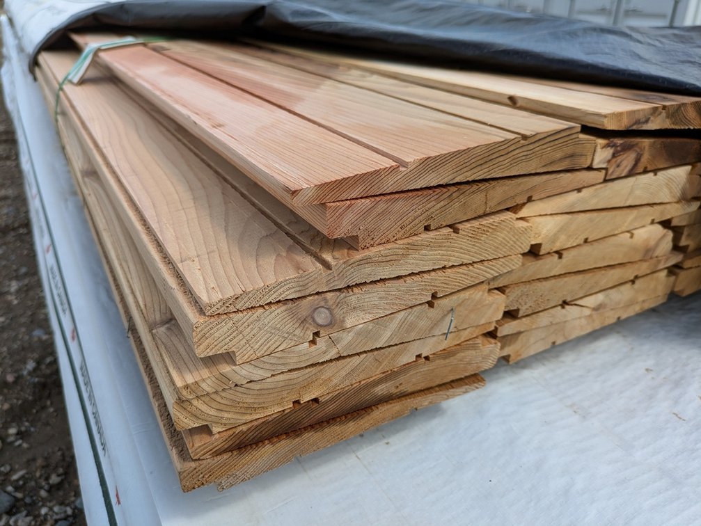 Western Red Cedar, 1x8 Utility, Thick Butt Bevel, Kiln Dried, 720 Linear Feet, 412 Sq. Ft., 16' Lengths
