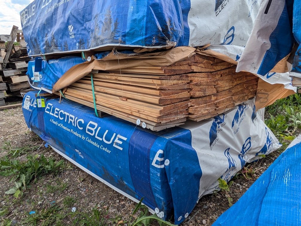 Western Red Cedar, 5/4x8, Select Tight Knot, Rabbeted Butt, Kiln Dried, 582 Linear Feet, 333 Sq. Ft., 6' Lengths