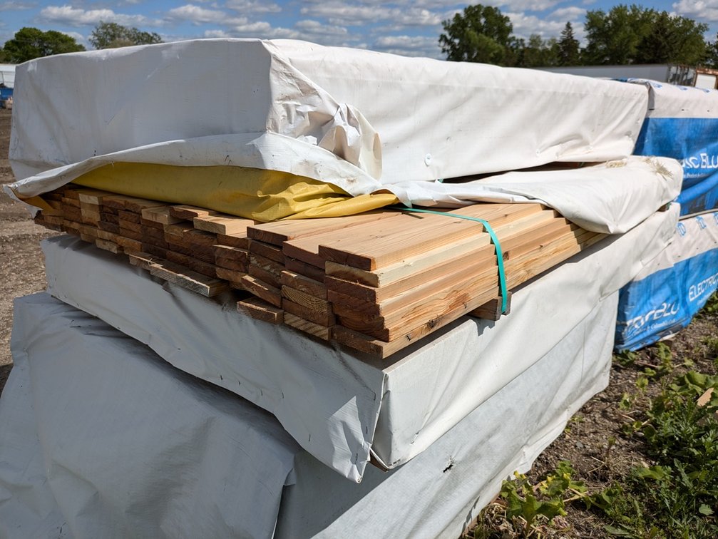 Cedar Fence Boards, 1x4, Rough 1 Side Smooth 1 Side, Approx 84 Pieces, 6' Lengths