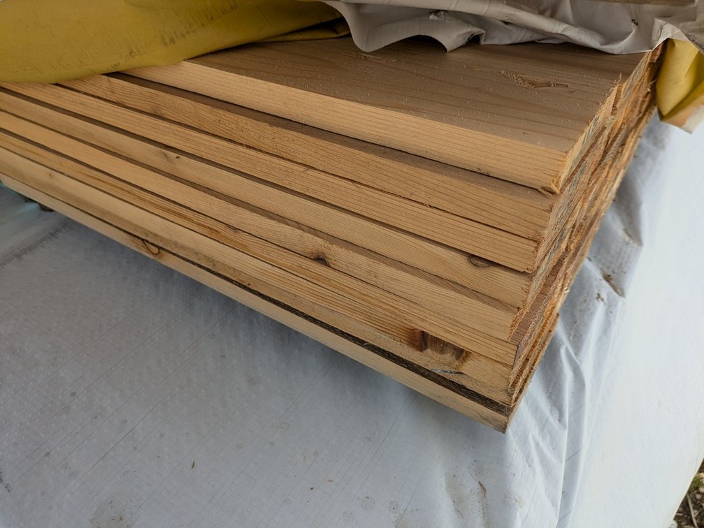 Cedar Fence Boards, 1x4, Rough 1 Side Smooth 1 Side, Approx 116 Pieces, 6' Lengths
