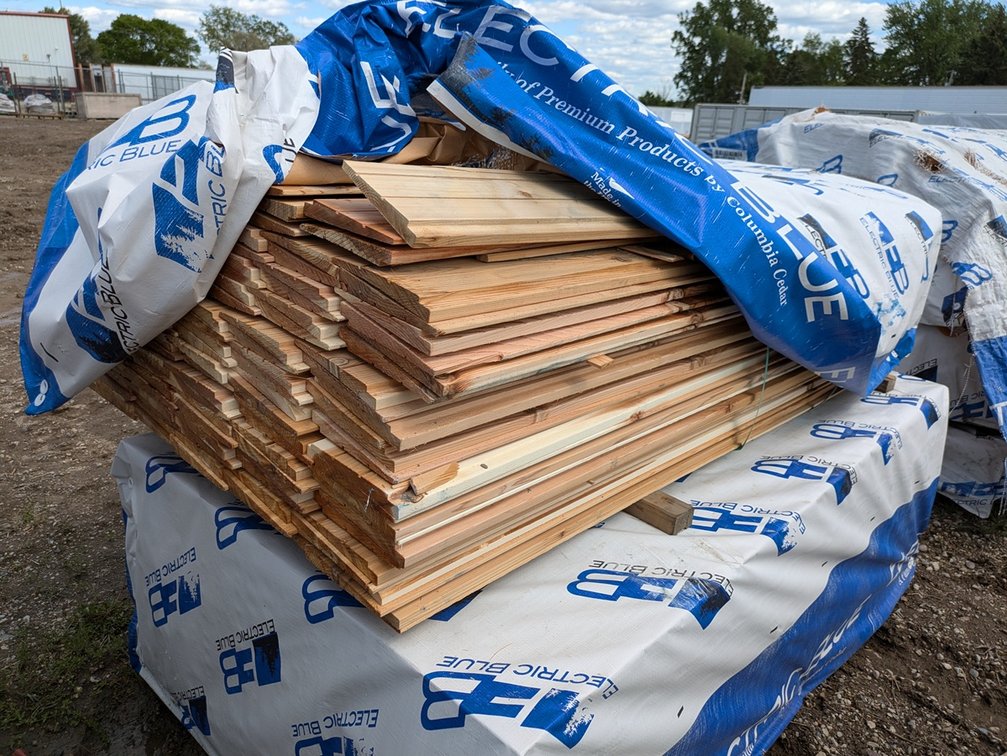 Western Red Cedar, 5/4x8, Select Tight Knot, Rabbeted Butt, Kiln Dried, 948 Linear Feet, 543 Sq. Ft., 6' Lengths