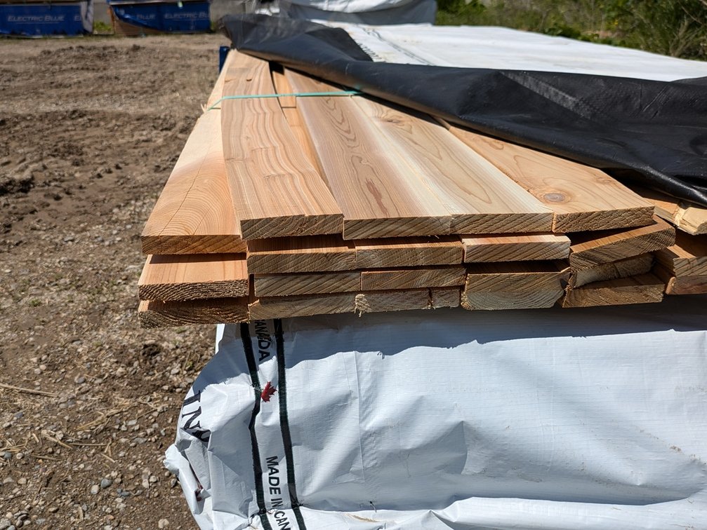 Western Red Cedar, 1x4 Utility, Kiln Dried, Ideal for Fence Boards - Pickets, 417 Linear Feet, 8' to 12' Lengths