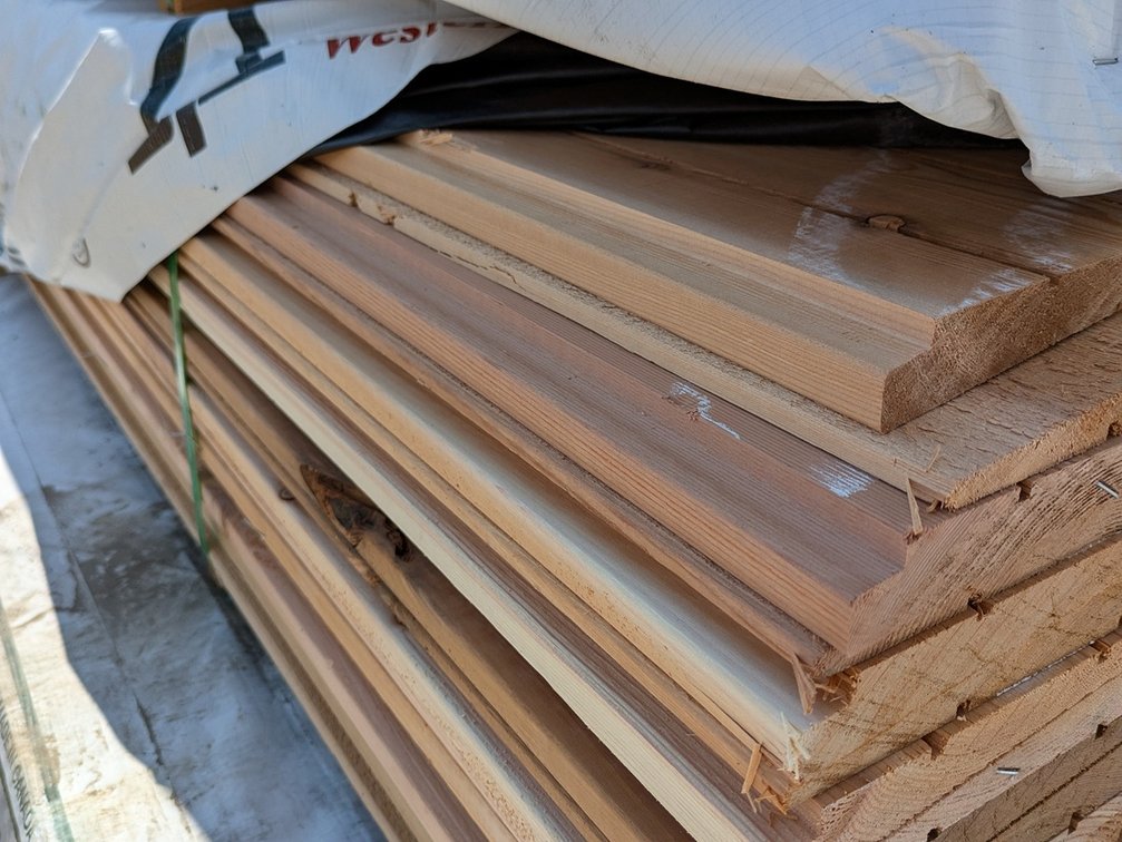 Western Red Cedar, 1x8 Utility, Thick Butt Bevel Siding, Kiln Dried, 648 Linear Feet, 384 Sq. Ft., 6' Lengths
