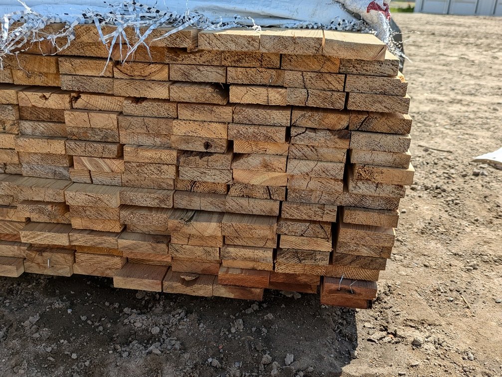 Western Red Cedar, 1x3 Utility, Kiln Dried, Ideal for Fence Boards - Pickets, 5008 Linear Feet, 14' to 20' Lengths