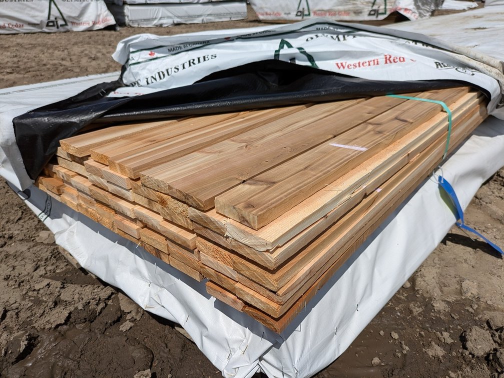 Western Red Cedar, 1x3 Utility, Kiln Dried, Ideal for Fence Boards - Pickets, 1718 Linear Feet, 14' to 18' Lengths
