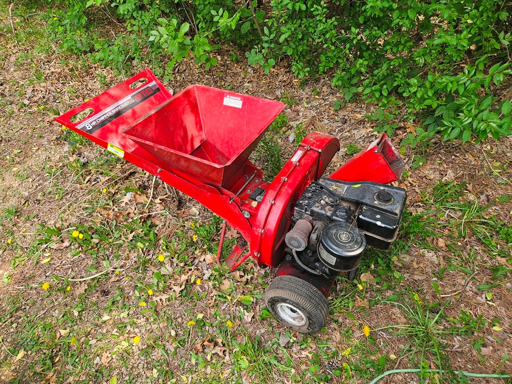 MTD 8 HP Chipper/Shredder