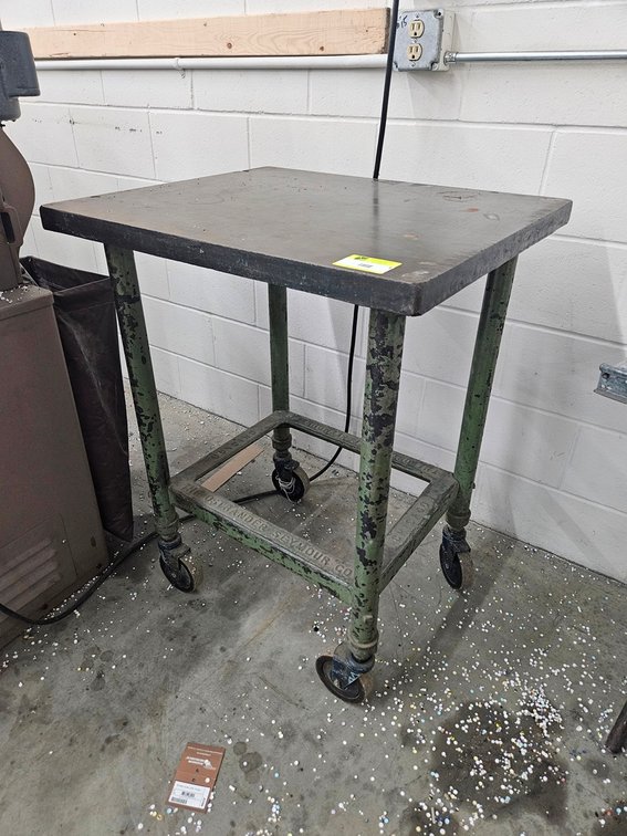 O Strander Seymour Heavy Duty Metal Table on Wheels, 28"x24"x36"