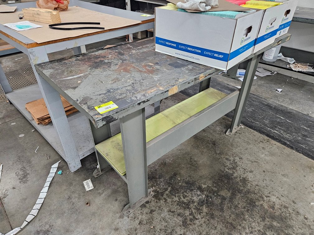 Metal Shop Table, 60"x24"x32"