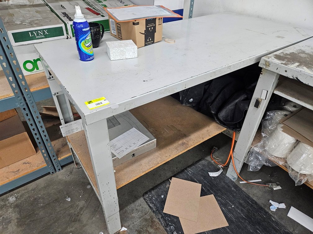 Metal Shop Table, 60"x28"x36"
