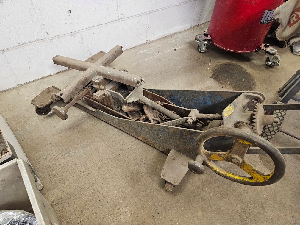 Automotive Transmission Jack
