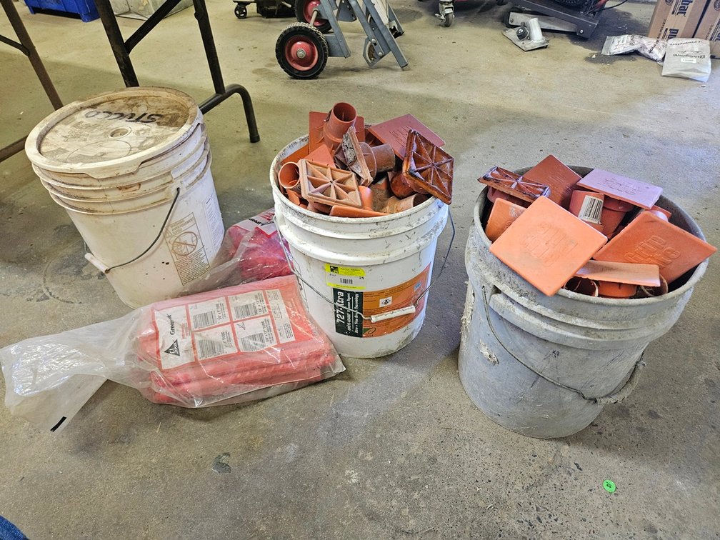 Assorted, Rebar Caps, Greenstreak Tubing