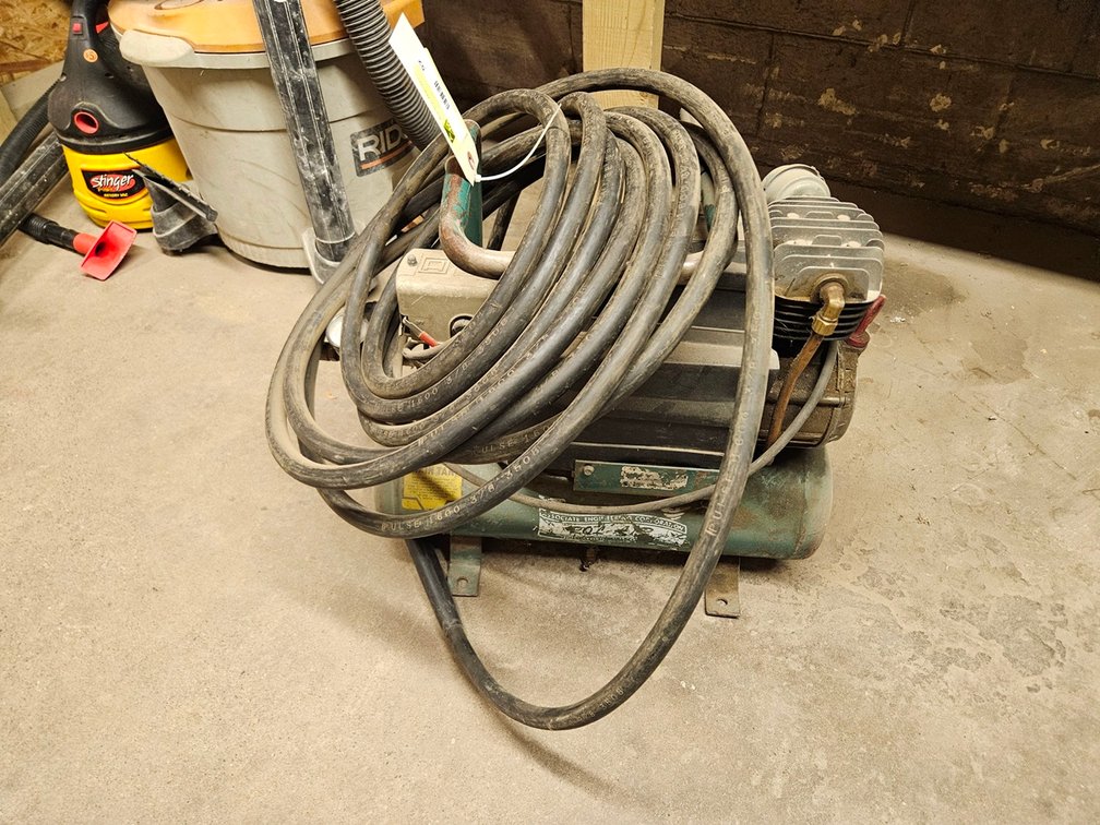 Rol-Air Air Compressor