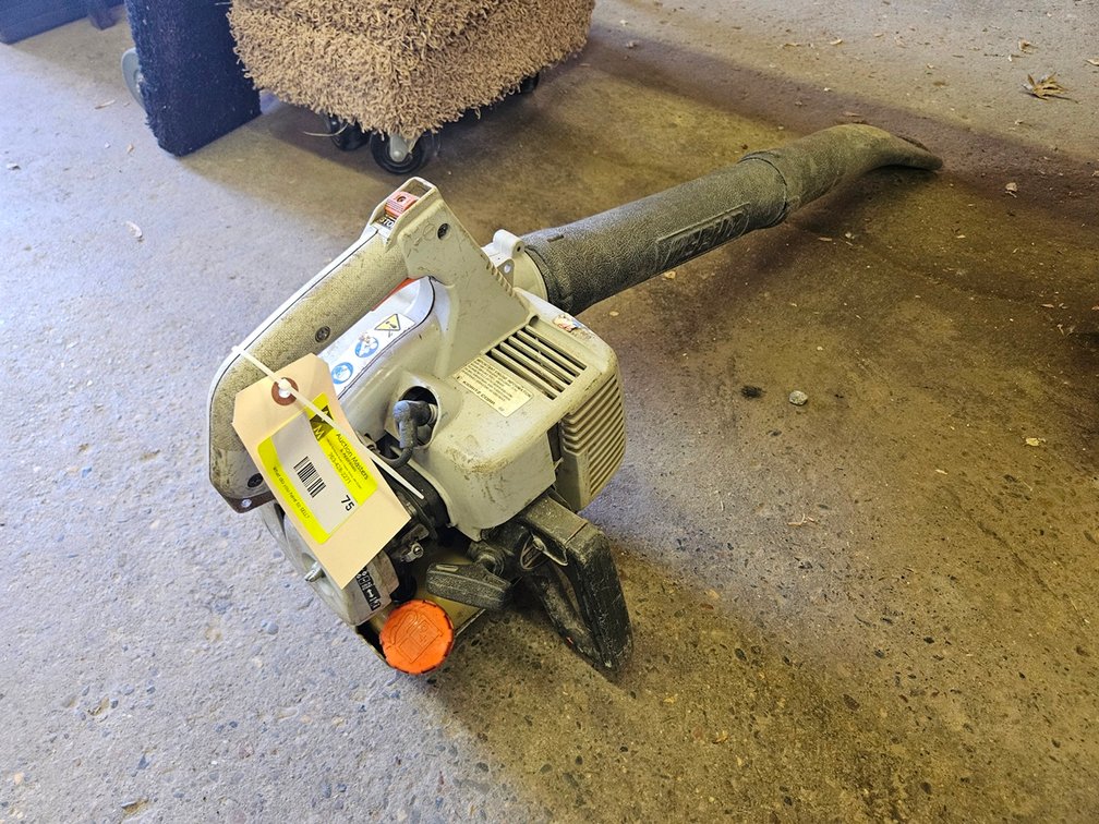 Echo ES-210 Gas Leaf Blower, Needs Carb Work