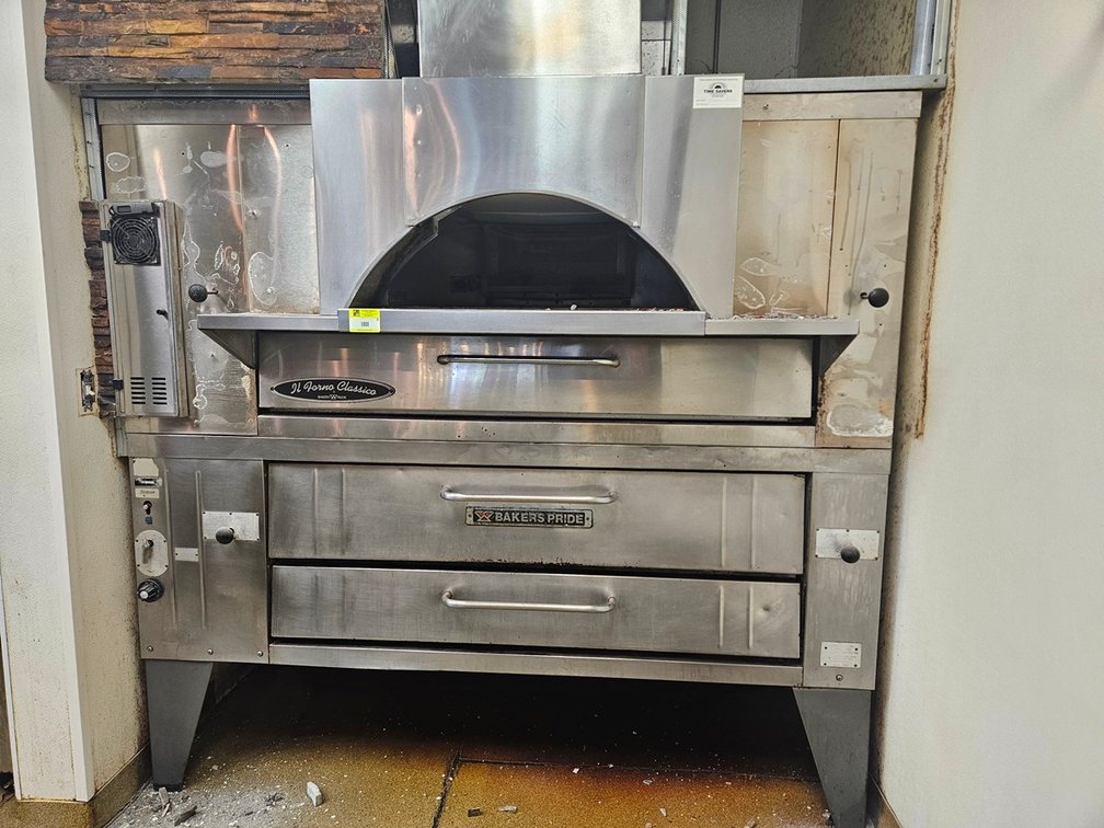 Bakers Pride Pizza Oven, Model FC-616, Gas, 78" Wide.  Buyer must disassemble to be removed.