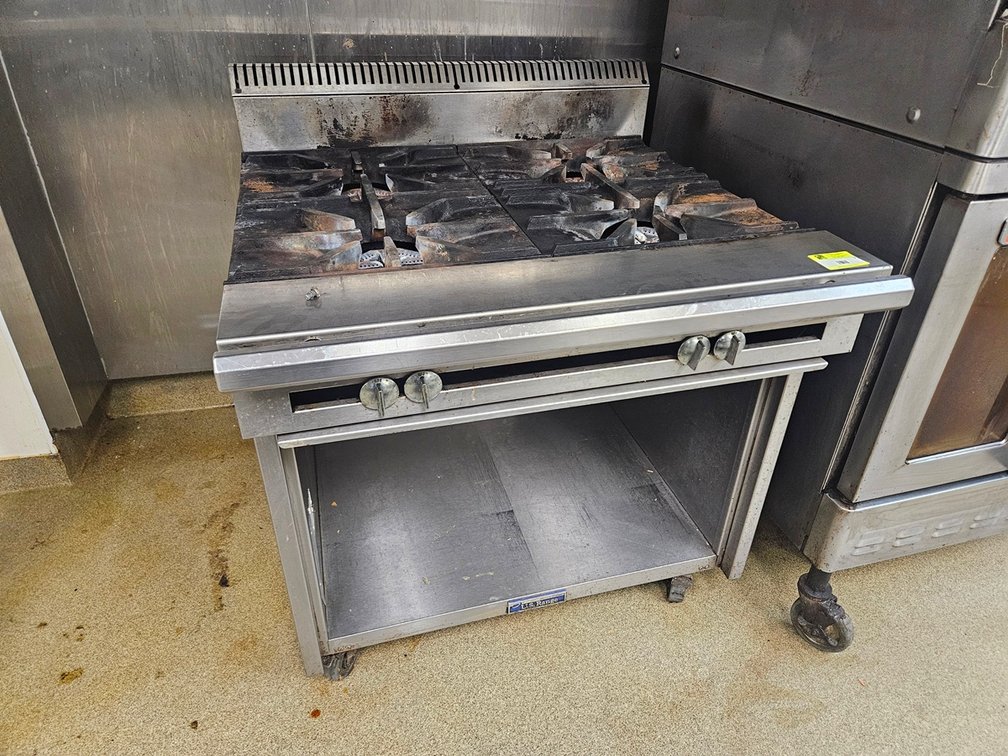US Range 36" 4-Burner on Wheels, Gas