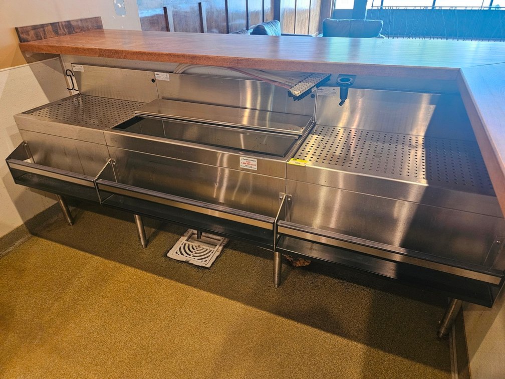 3 Sections SS Underbar: 30" Drain Board with Speedrail, 36" Ice Bin (Cold Plate) with Speedrail, 24" Drain Board with Speedrail