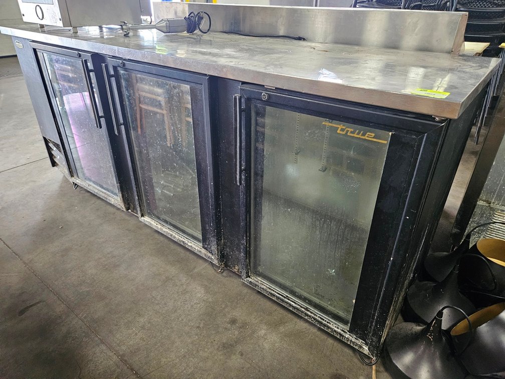 True Glass Doors Backbar Refrigerator with SS Top, Model TBB-40, 115V, 90"x28"x37"