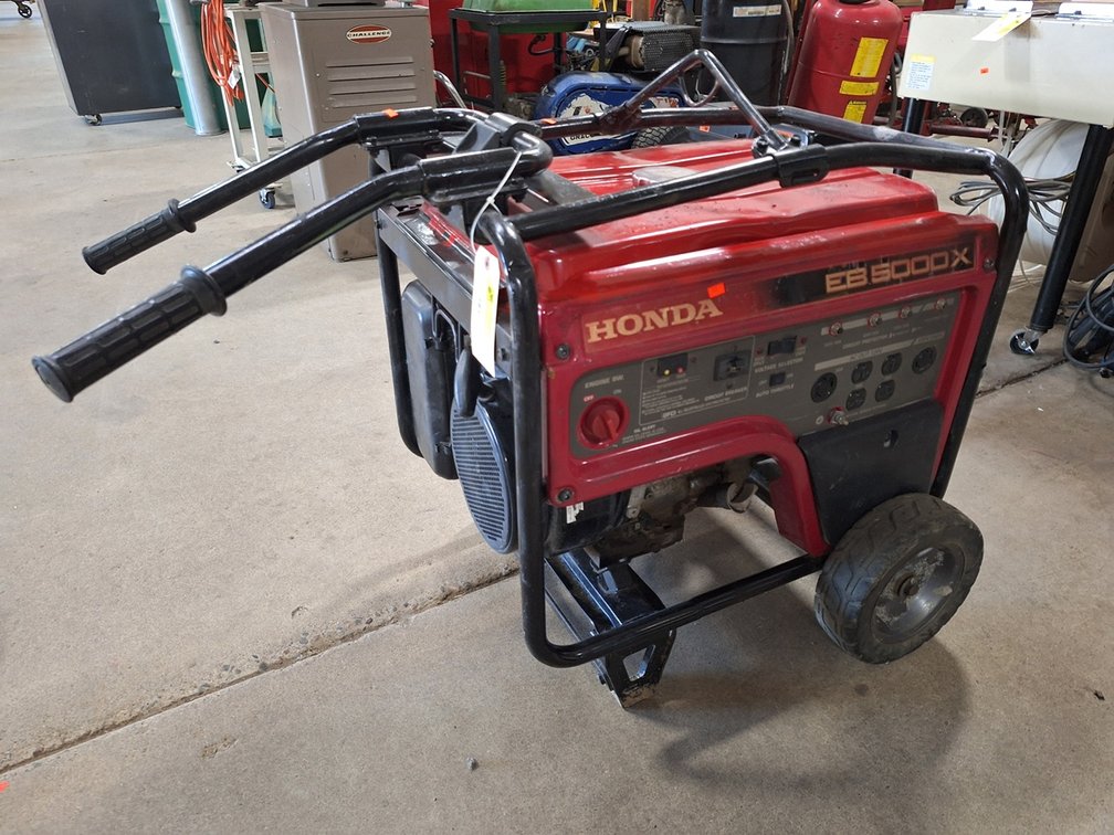 Honda EB5000X Gas Generator, 30A, 240V