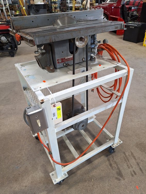 Delta Homecraft Table Saw on Cart