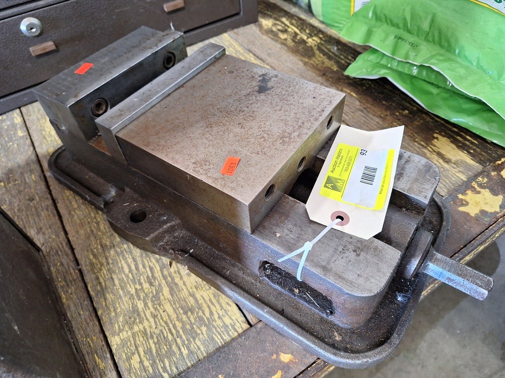 Heavy Duty 4" Vise