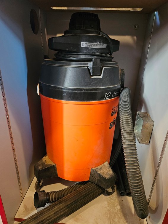 Shop-Vac 12 Gallon Blower Wet/Dry Vacuum with Accessories