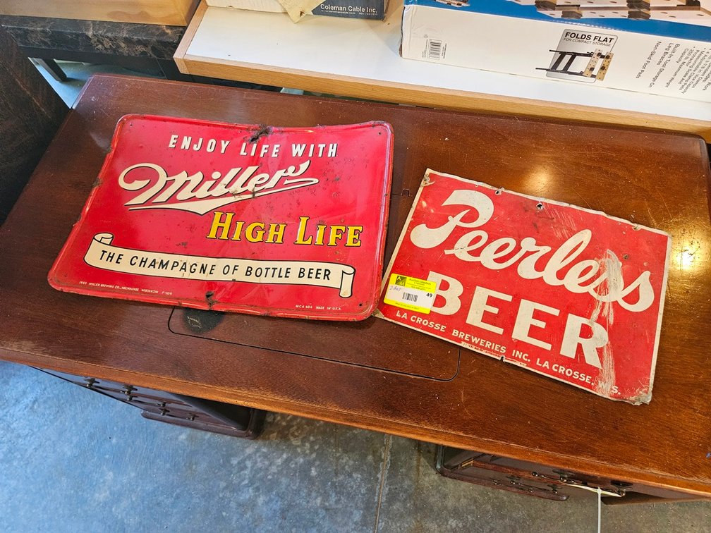 2 Metal Beer Signs, 15"x11" and 20"x14"