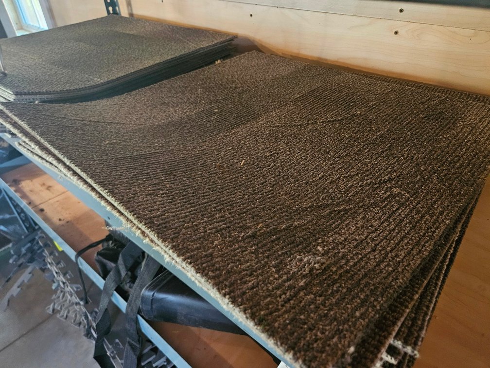 28 Carpet Squares, 24"x24"