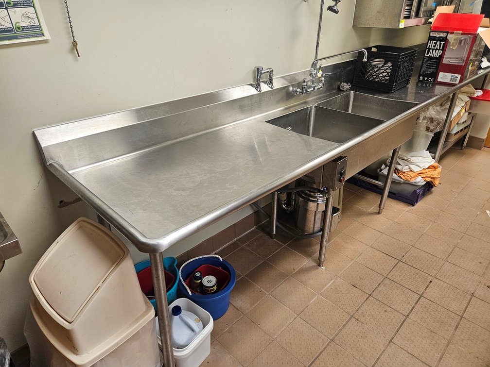 SS 2 Compartment Sink with Sprayer, Faucet and Insinkerator SS75 Disposal, 3/4 HP, 1 PH, 162"x30"