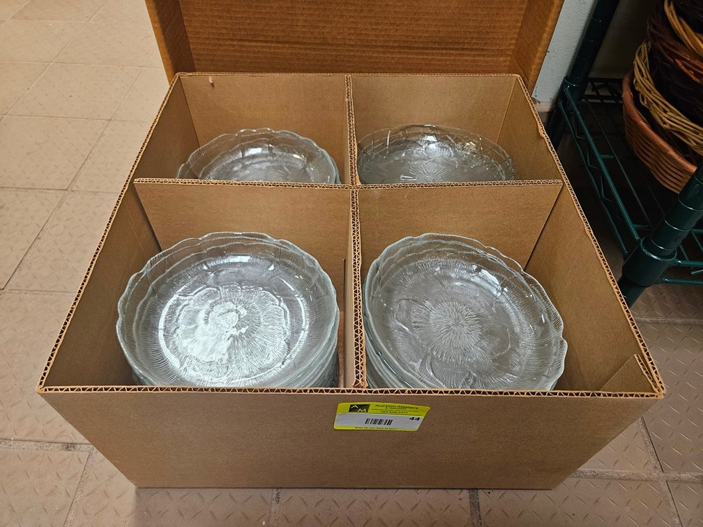 Approx. 40 Glass 8" Plates