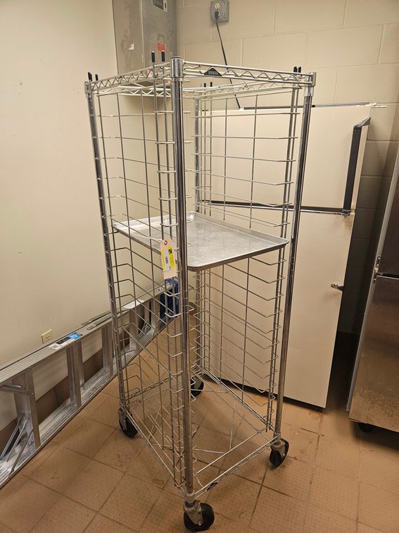 Sheet Pan Rack on Wheels, 1 Aluminum Full Sheet Pan