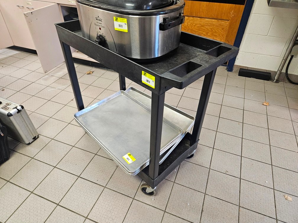 Poly Bus Cart, 32"x18"x35"