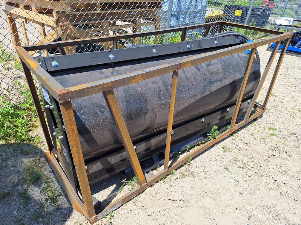 2025 Mower King Skid Steer Vibratory Roller, Model SSVR72, Serial SSVR7225051002E, 86" Working Width, Unused