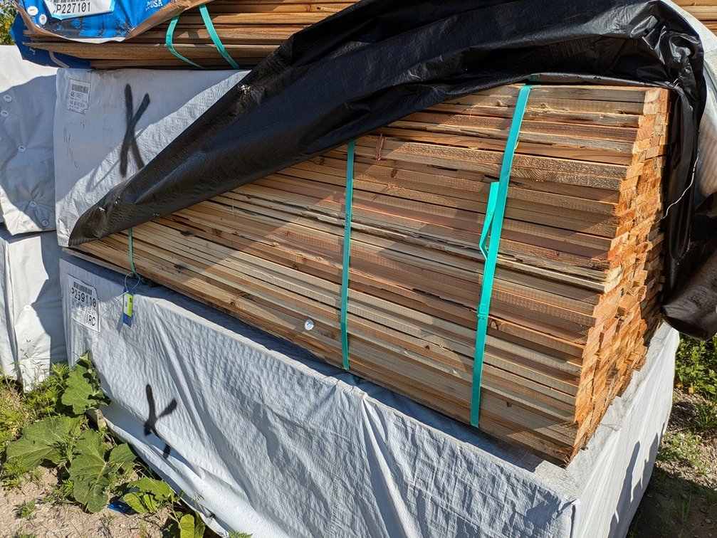 Cedar Fence Boards, 468 - 6' 1x4's
