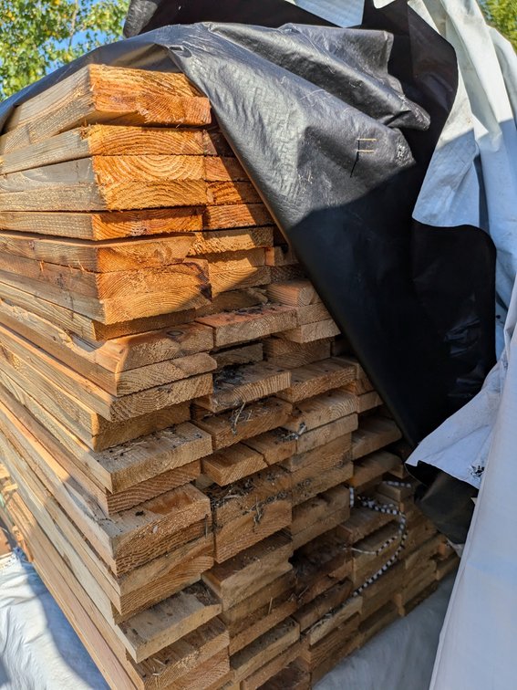 Cedar Fence Boards, 468 - 6' 1x4's