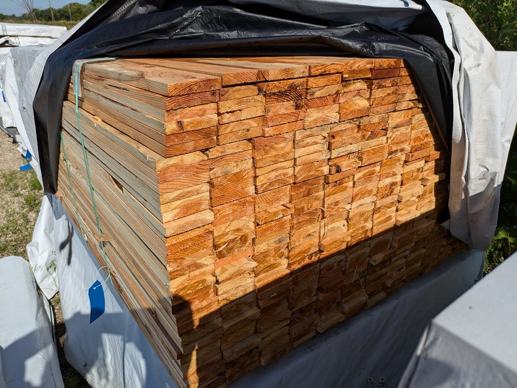 Cedar Fence Boards, 468 - 6' 1x4's