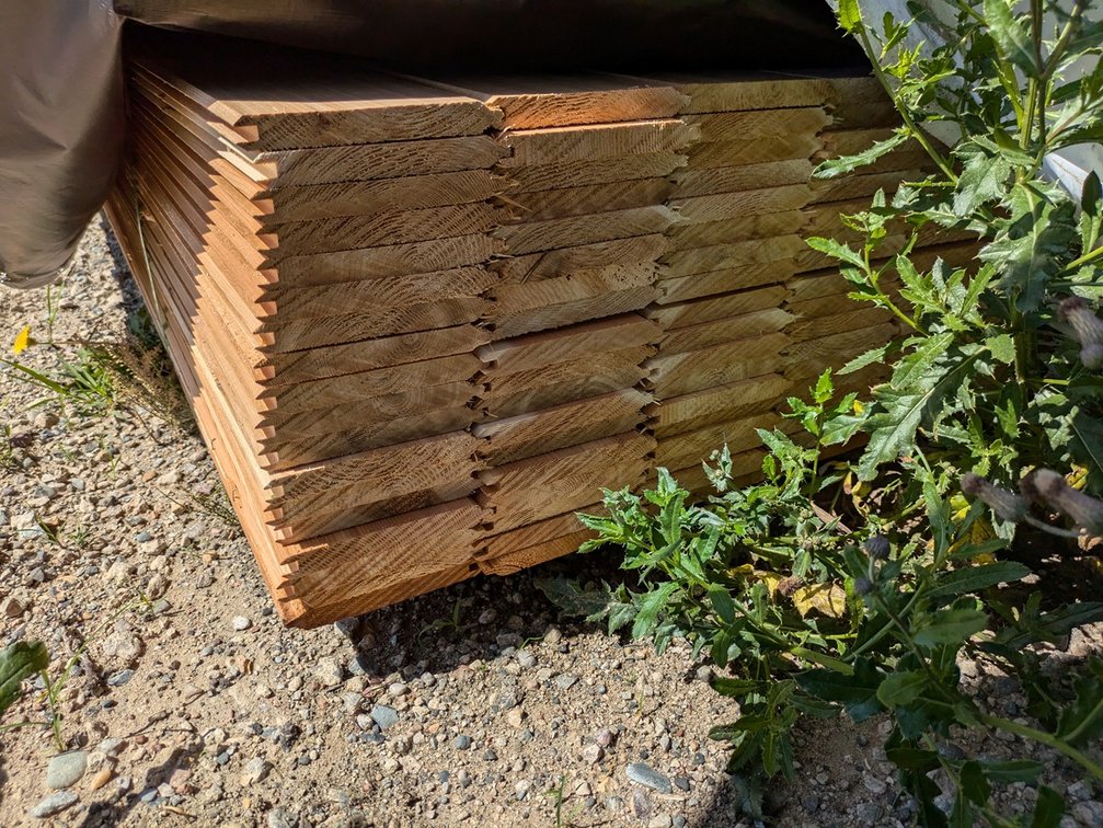Western Red Cedar, Utility V-Joint, Kiln Dried, 1 x 6, 864 Linear Feet, 6' Lengths