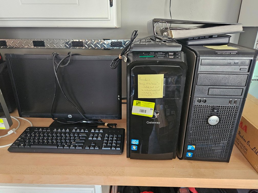 Gateway and Dell CPUs, Monitor with Barudan Design File Server and Stitch Pro 2000 Software