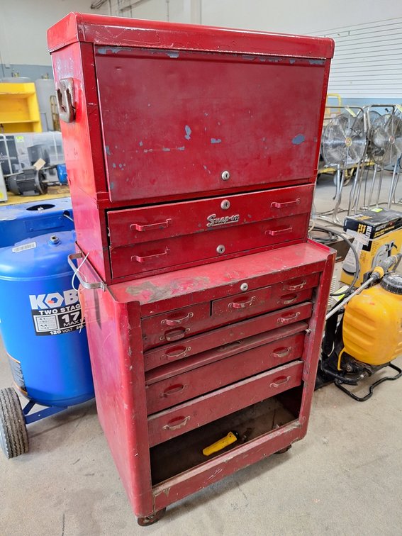 Snap-On 16 Drawer Tool Box, 26.5"x17.5"x55"