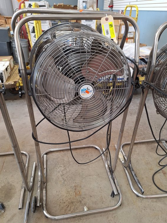 2 Air Master 18" Fans
