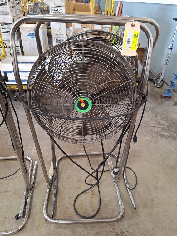 2 Air Master 18" Fans