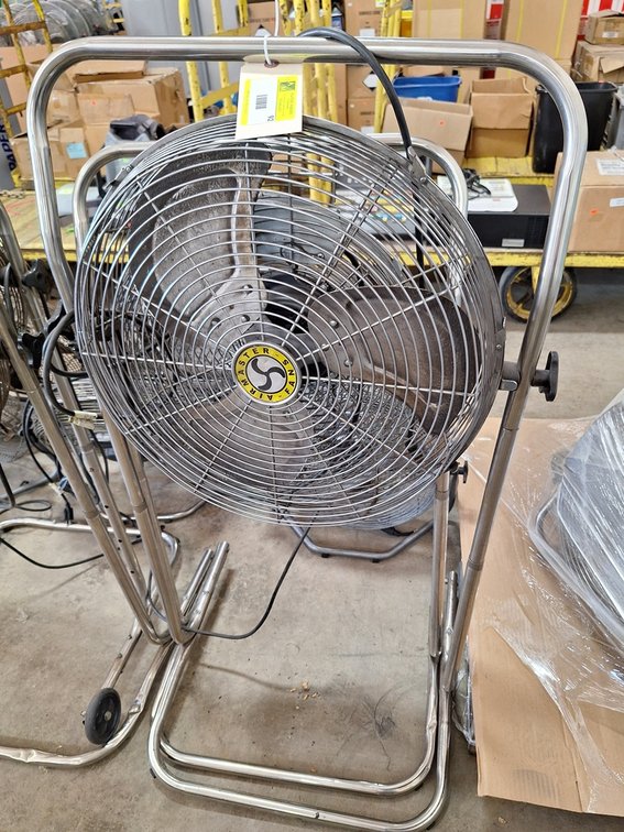 2 Air Master 18" Fans