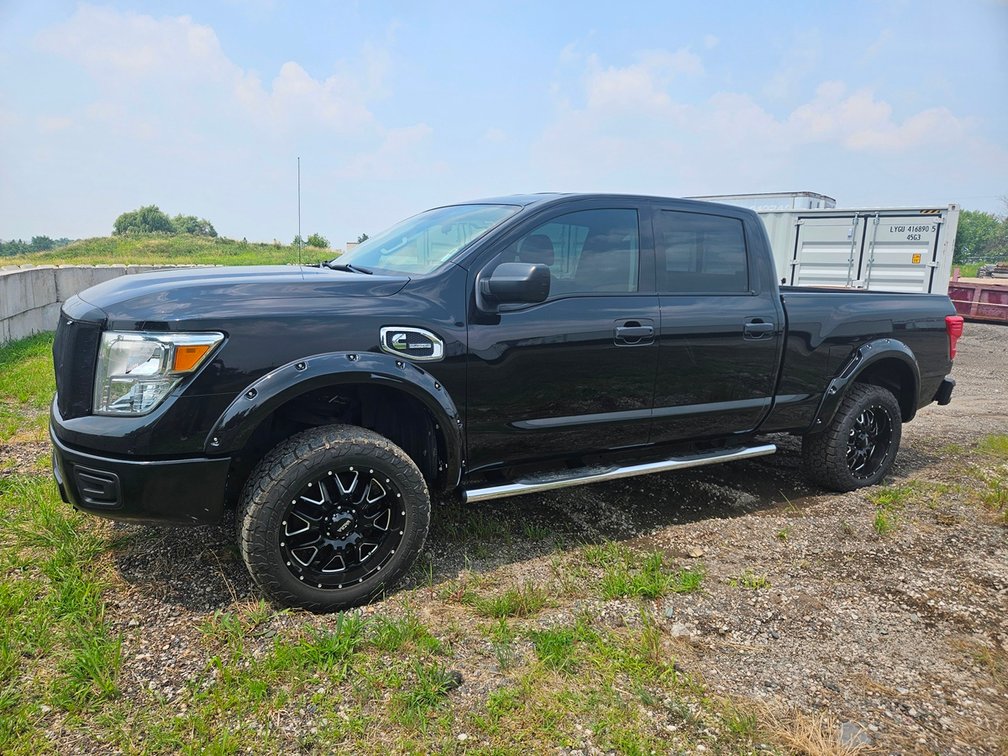 2016 Nissan Titan Truck