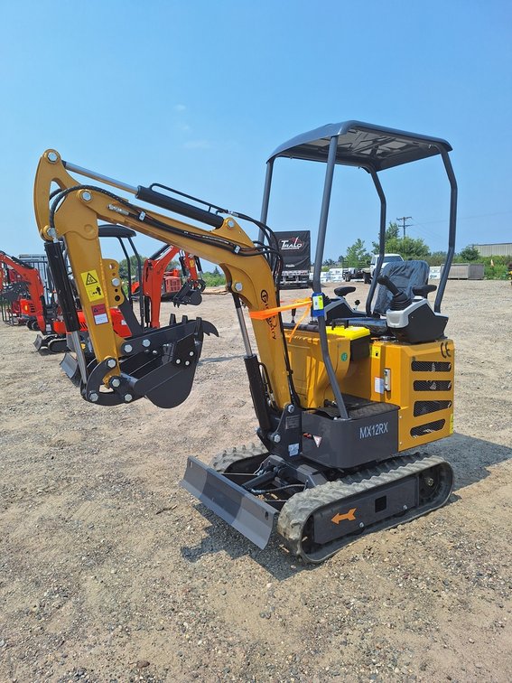 2025 CFG Mini Excavator, Model MX12RX, Serial MX12RX2025J000599, RATO, 13.5HP, 8.6KW with Pilot System, Gasoline Engine with EPA, BKT, Unused