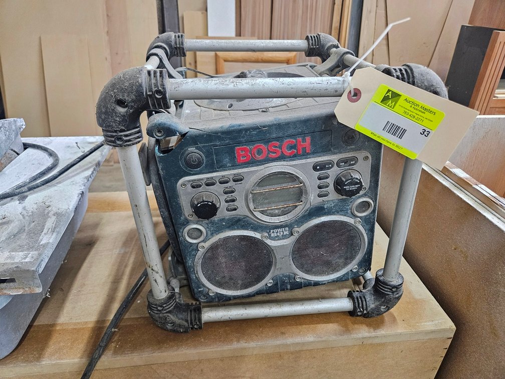 Bosch Power Box Jobsite Radio/Charger