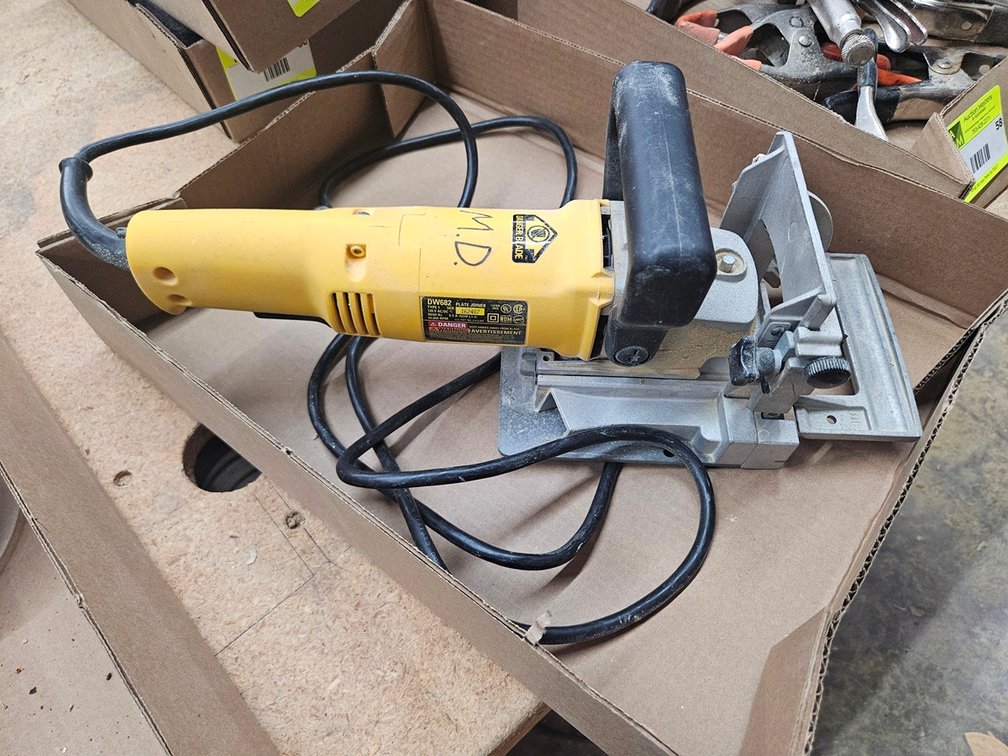Dewalt Plate Joiner, Model DW682