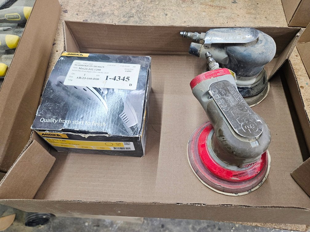 2 Pneumatic Disc Sanders, Sanding Discs