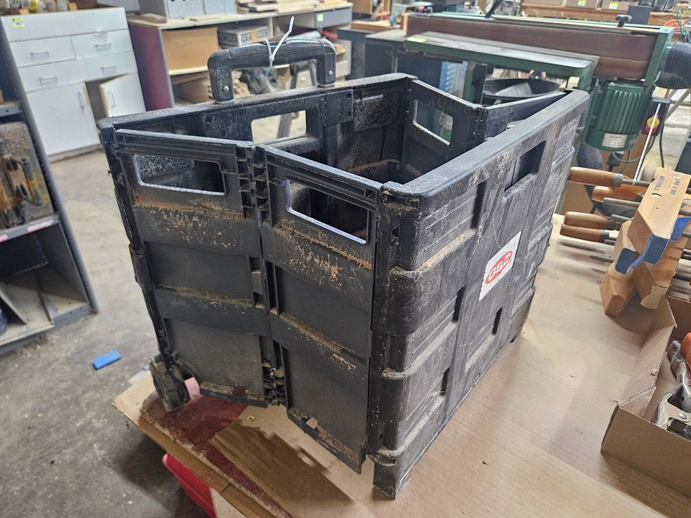 GSC Collapsible Bin on Wheels