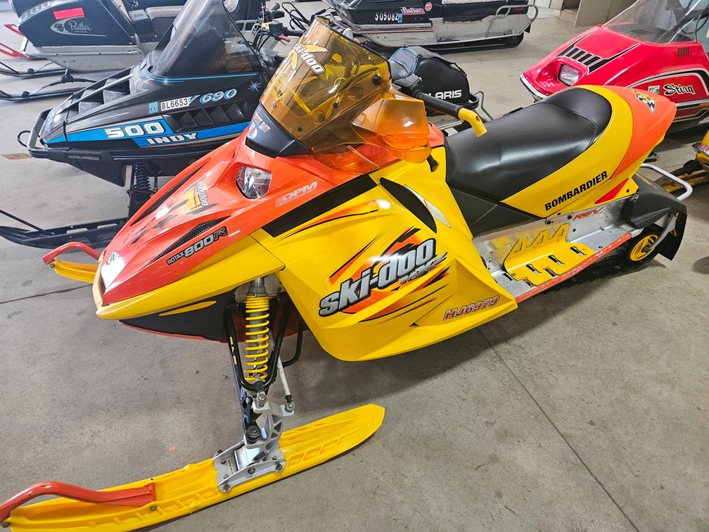 2003 Ski Doo MXZ Rotax 800R